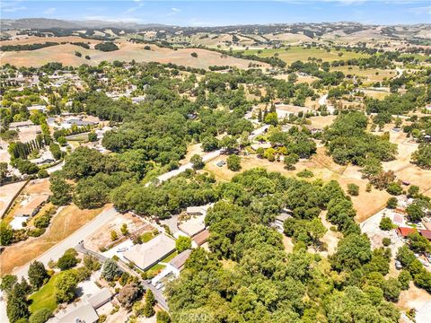 Tiny photo for 117 Frontier Way, Templeton, CA 93465 (MLS # NS25165165)