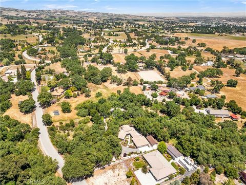 Tiny photo for 117 Frontier Way, Templeton, CA 93465 (MLS # NS25165165)