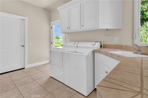 Tiny photo for 117 Frontier Way, Templeton, CA 93465 (MLS # NS25165165)