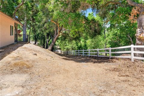 Tiny photo for 117 Frontier Way, Templeton, CA 93465 (MLS # NS25165165)