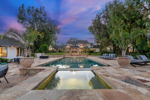 Tiny photo for 2400 W Potrero Road, Thousand Oaks, CA 91361 (MLS # 226004811)