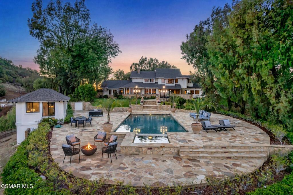 2400 W Potrero Road