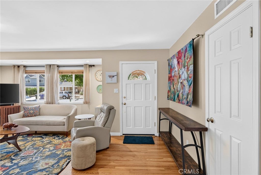 2532 Treelane