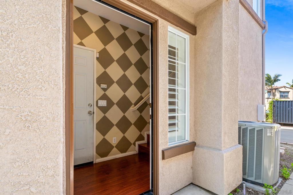 4494 Brisbane Way Unit 6