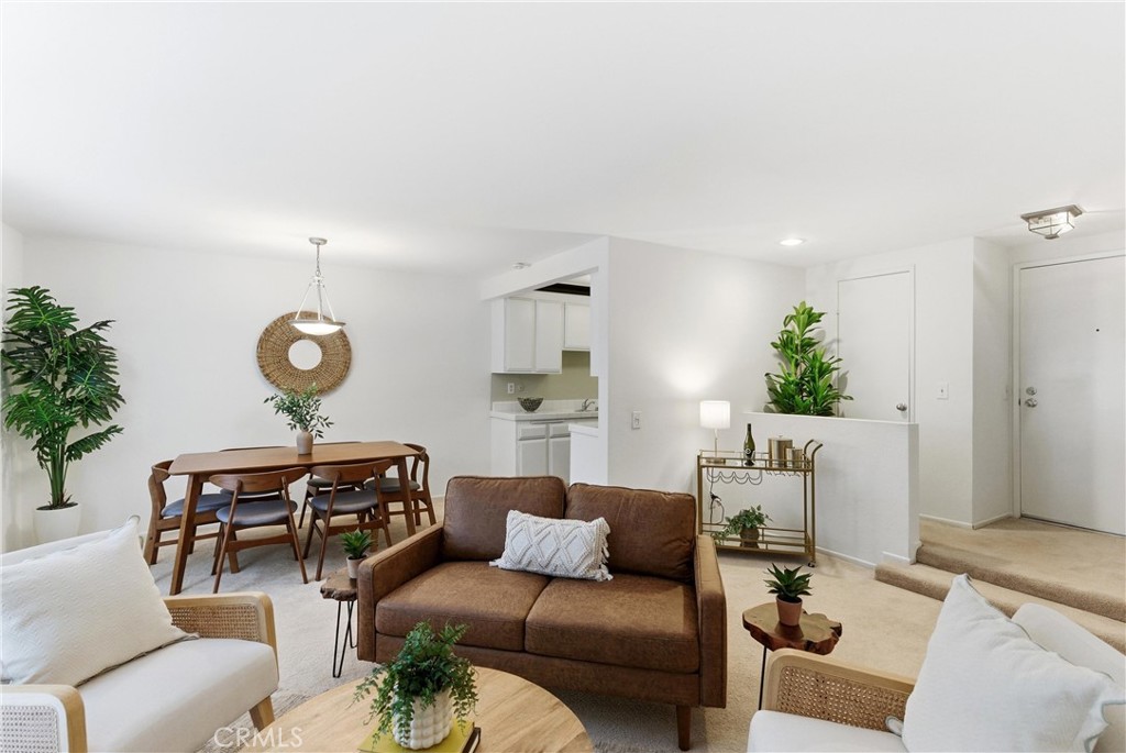 1515 S Beverly Drive 308