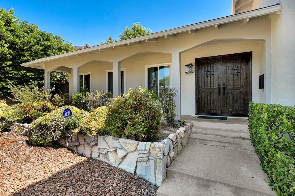 Photo of 12444 Marva Avenue, Granada Hills, CA 91344 (MLS # SR25246321)