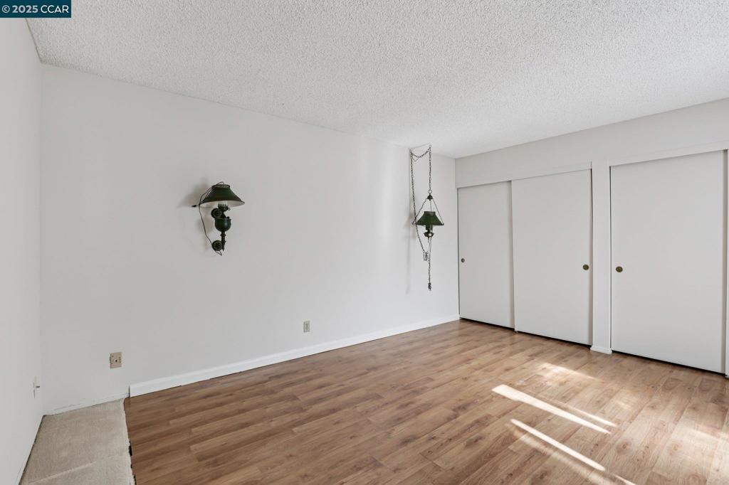 ROSSMOOR - Residential