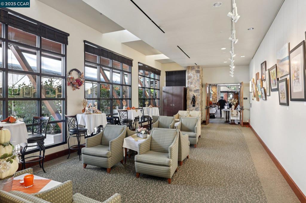 ROSSMOOR - Residential