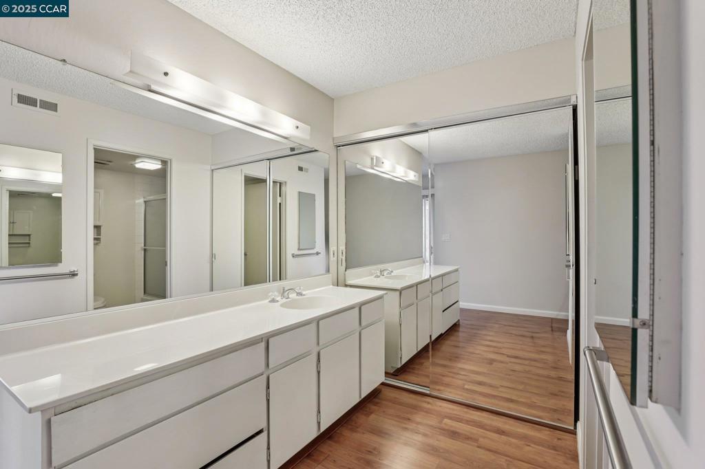 ROSSMOOR - Residential