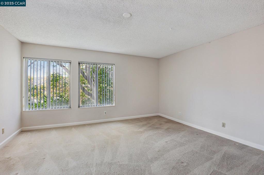 ROSSMOOR - Residential