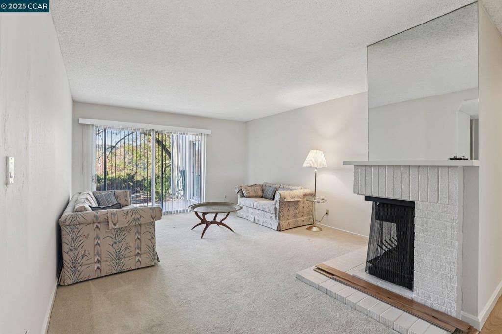 ROSSMOOR - Residential
