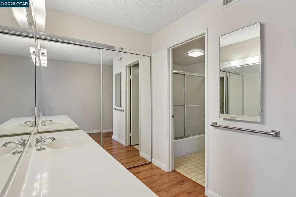 ROSSMOOR - Residential