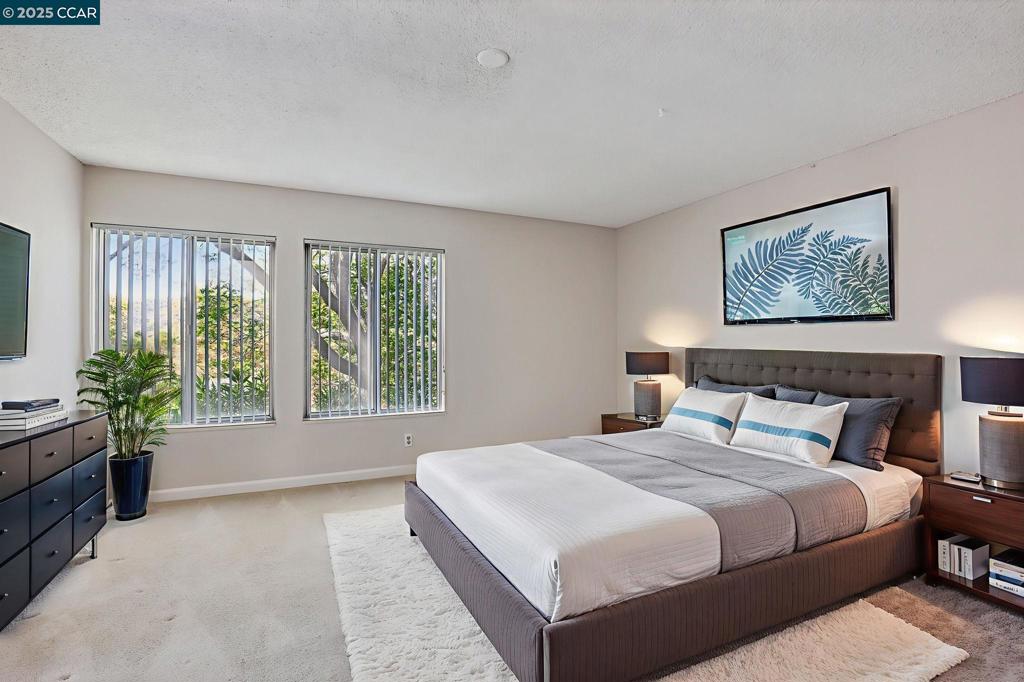 ROSSMOOR - Residential