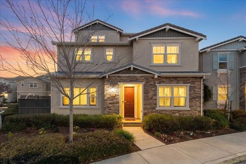 Photo of 4052 4052 Knightstown St St, Dublin, CA 94568 (MLS # 41123327)