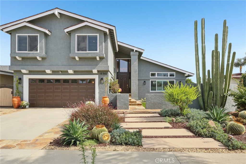 16542 Los Verdes Lane