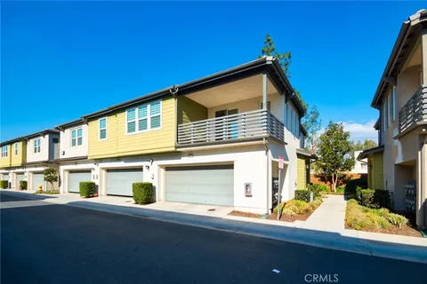 250 W Via Presido Unit 105, Ontario, CA 91762 - MLS#: TR26030181