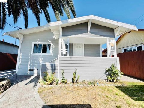 Photo of 1321 60Th Ave Ave, Oakland, CA 94621 (MLS # 41112075) Photo of 1321 60Th Ave Ave, Oakland, CA 94621 (MLS # 41112075)