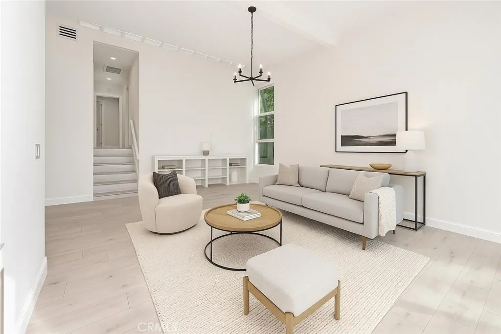 Woodland Hills, California 91367, United States, 1 Bedroom Bedrooms, ,2 BathroomsBathrooms,Residential,Active,247372