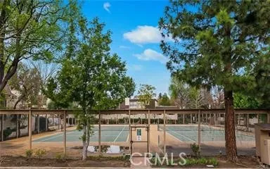 Woodland Hills, California 91367, United States, 1 Bedroom Bedrooms, ,2 BathroomsBathrooms,Residential,Active,247372