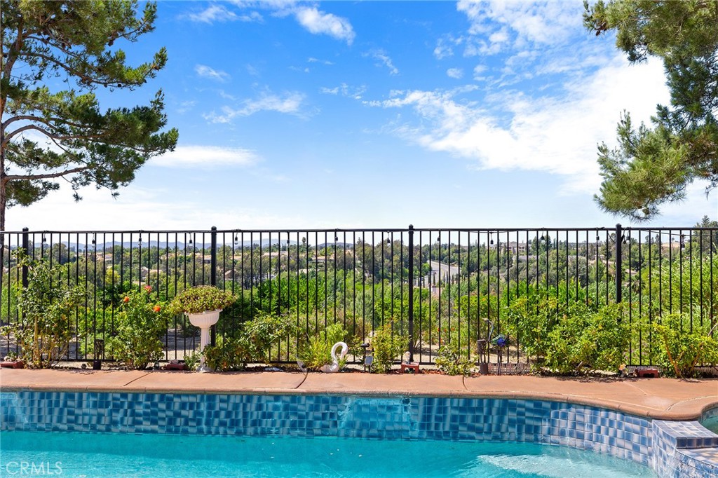 32856 Northshire Circle