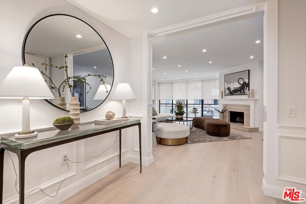 Photo of 300 N Swall Drive #356, Beverly Hills, CA 90211 (MLS # 25622707)