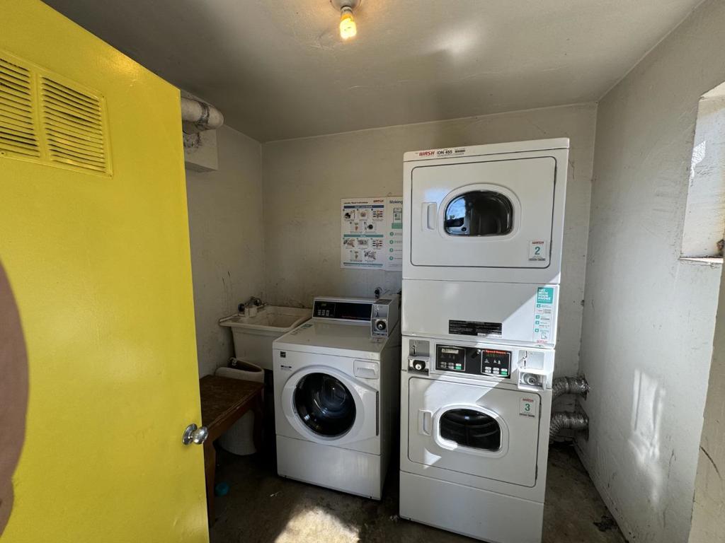 1504 S Claremont Street