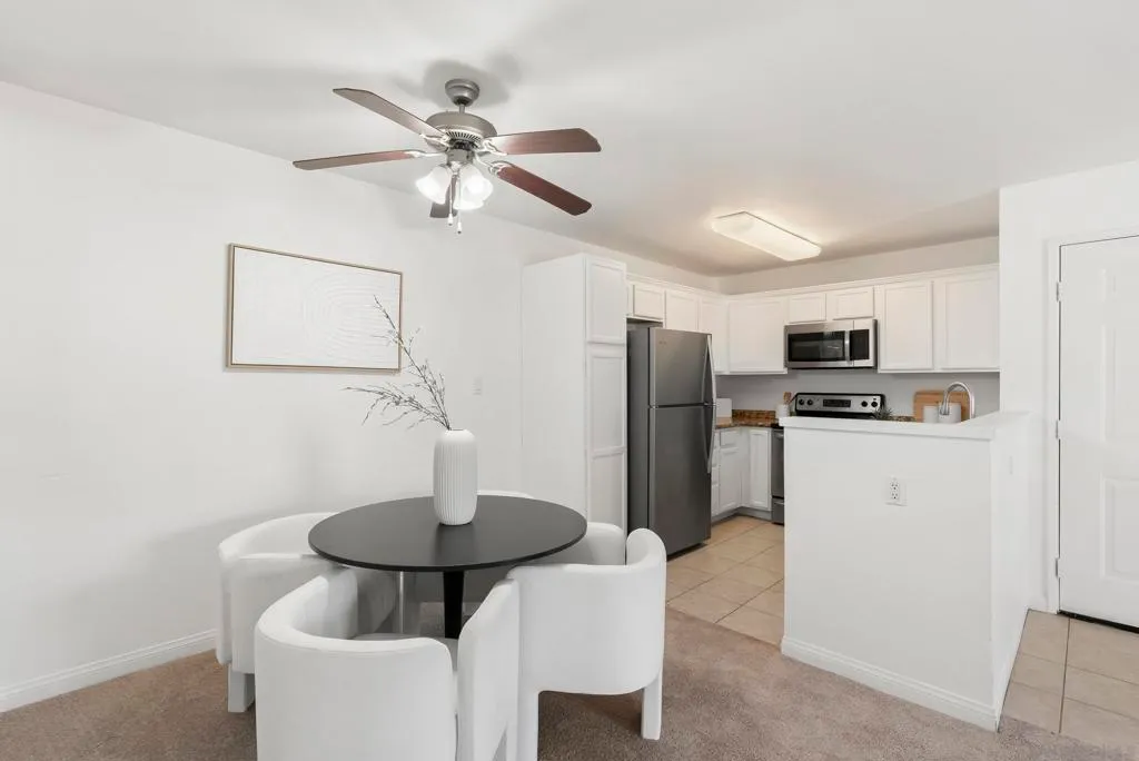 El Cajon, California 92019, United States, 1 Bedroom Bedrooms, ,1 BathroomBathrooms,Residential,Active,131707