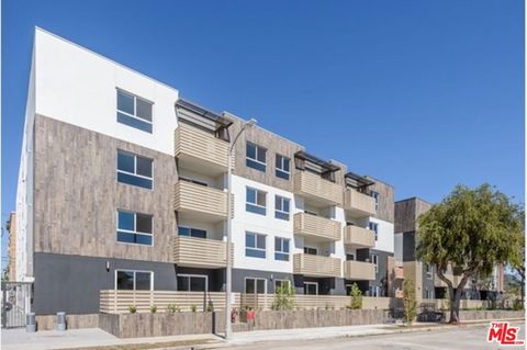 Photo of 1836 Colby Ave #ph9, Los Angeles, CA 90025 (MLS # 26649959)