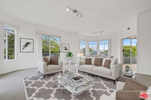 Photo of 1325 ARIZONA Avenue #201, Santa Monica, CA 90404 (MLS # 26670681)
