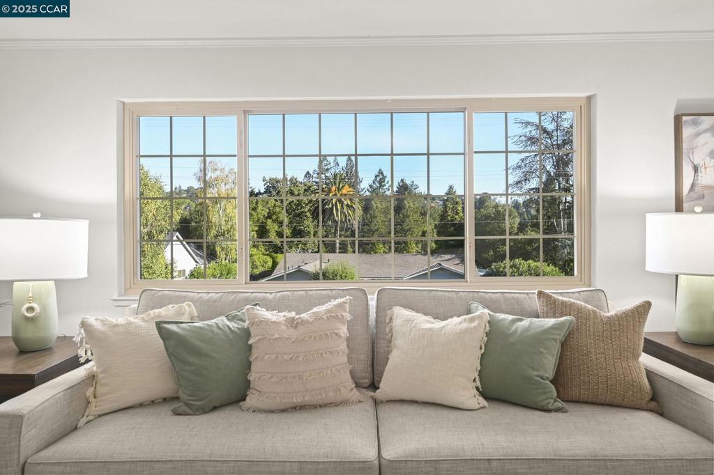 SPRINGHILL - Residential