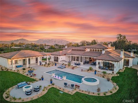 Tiny photo for 277 Crestview Avenue, Camarillo, CA 93010 (MLS # SR26034239)