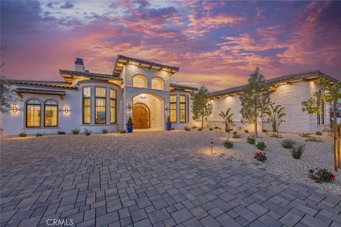 Photo of 277 Crestview Avenue, Camarillo, CA 93010 (MLS # SR26034239)