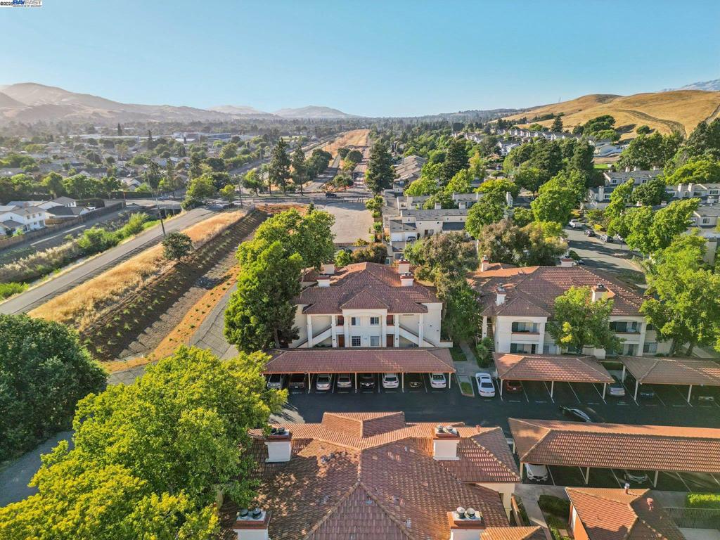 ALAMO CREEK - Residential
