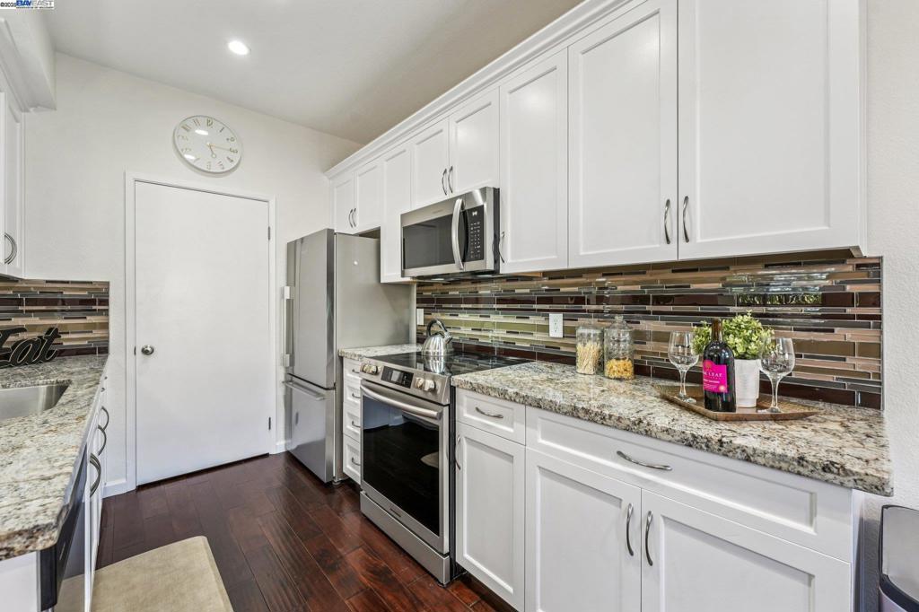 ALAMO CREEK - Residential