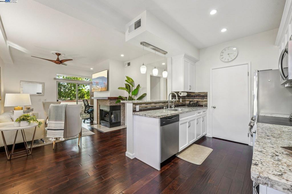 ALAMO CREEK - Residential