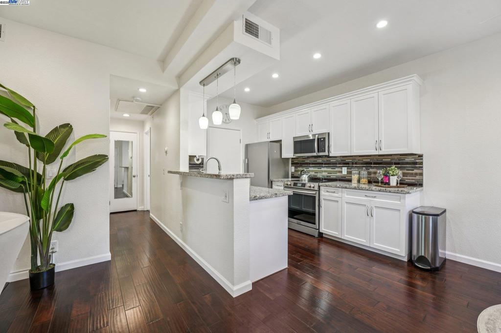 ALAMO CREEK - Residential
