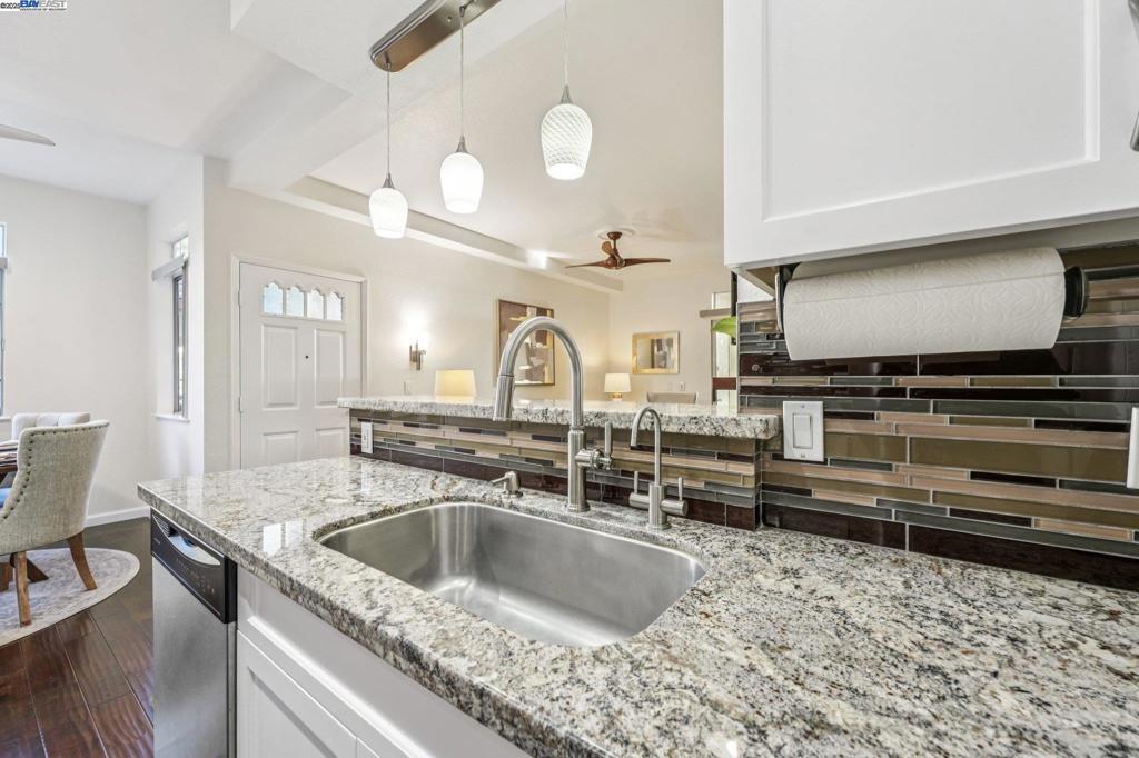 ALAMO CREEK - Residential