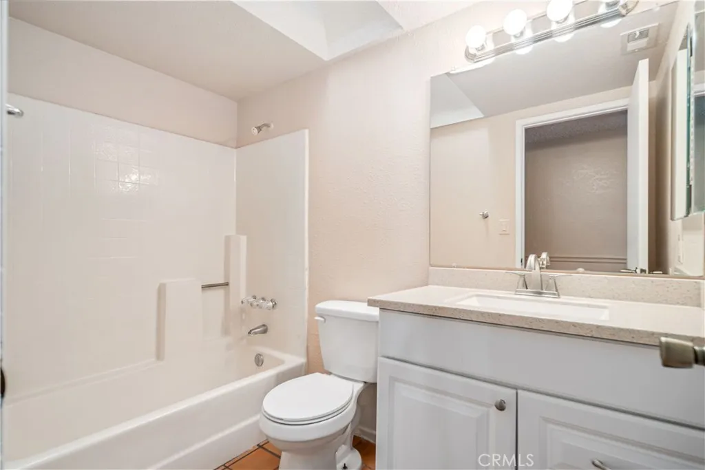 Palmdale, California 93551, United States, 4 Bedrooms Bedrooms, ,2 BathroomsBathrooms,Residential,Active,208897