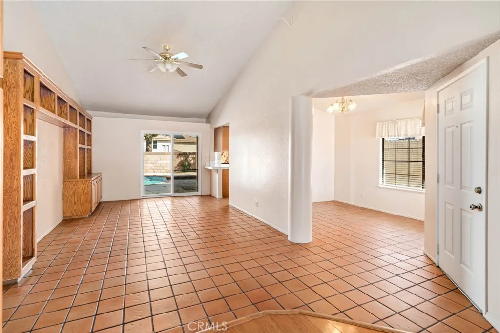 Palmdale, California 93551, United States, 4 Bedrooms Bedrooms, ,2 BathroomsBathrooms,Residential,Active,208897