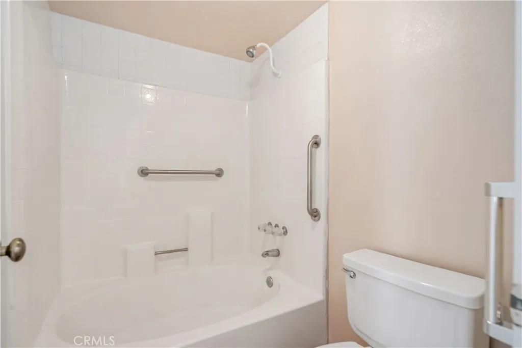 Palmdale, California 93551, United States, 4 Bedrooms Bedrooms, ,2 BathroomsBathrooms,Residential,Active,208897