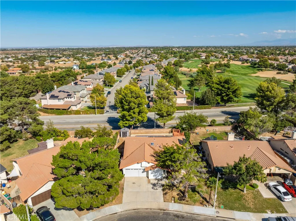 Palmdale, California 93551, United States, 4 Bedrooms Bedrooms, ,2 BathroomsBathrooms,Residential,Active,208897