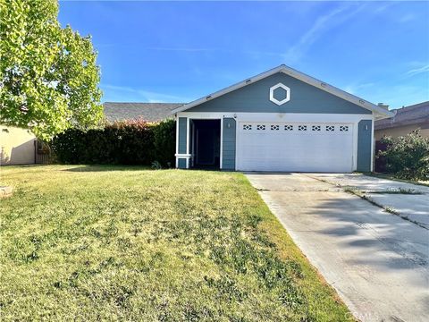 Photo of 2160 Candice Ave, Rosamond, CA 93560 (MLS # SR26083315)