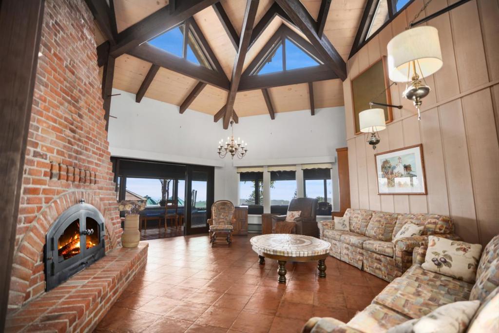 1580 Tindall Ranch Road