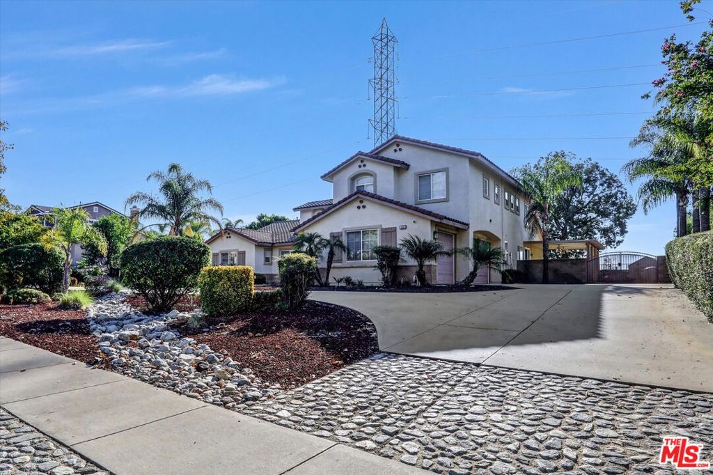 1034 Fuller Drive