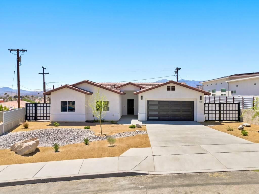 12795 Casa Loma Road
