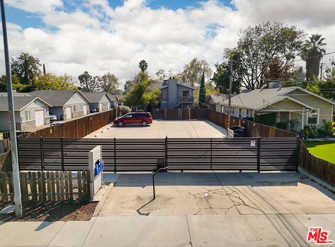 2301 Buena Vista Street Bakersfield CA 93304