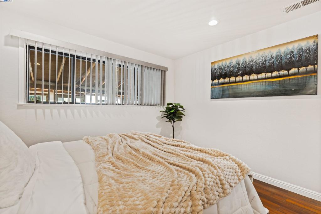 Not Listed - Residential