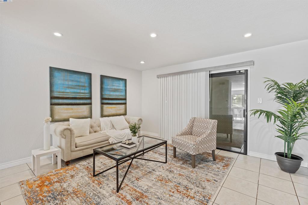 Not Listed - Residential