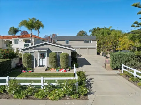 2121 Orange Avenue, Costa Mesa, CA 92627 - MLS#: NP25277589