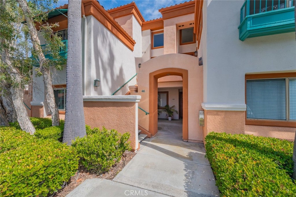 46 Villa Point